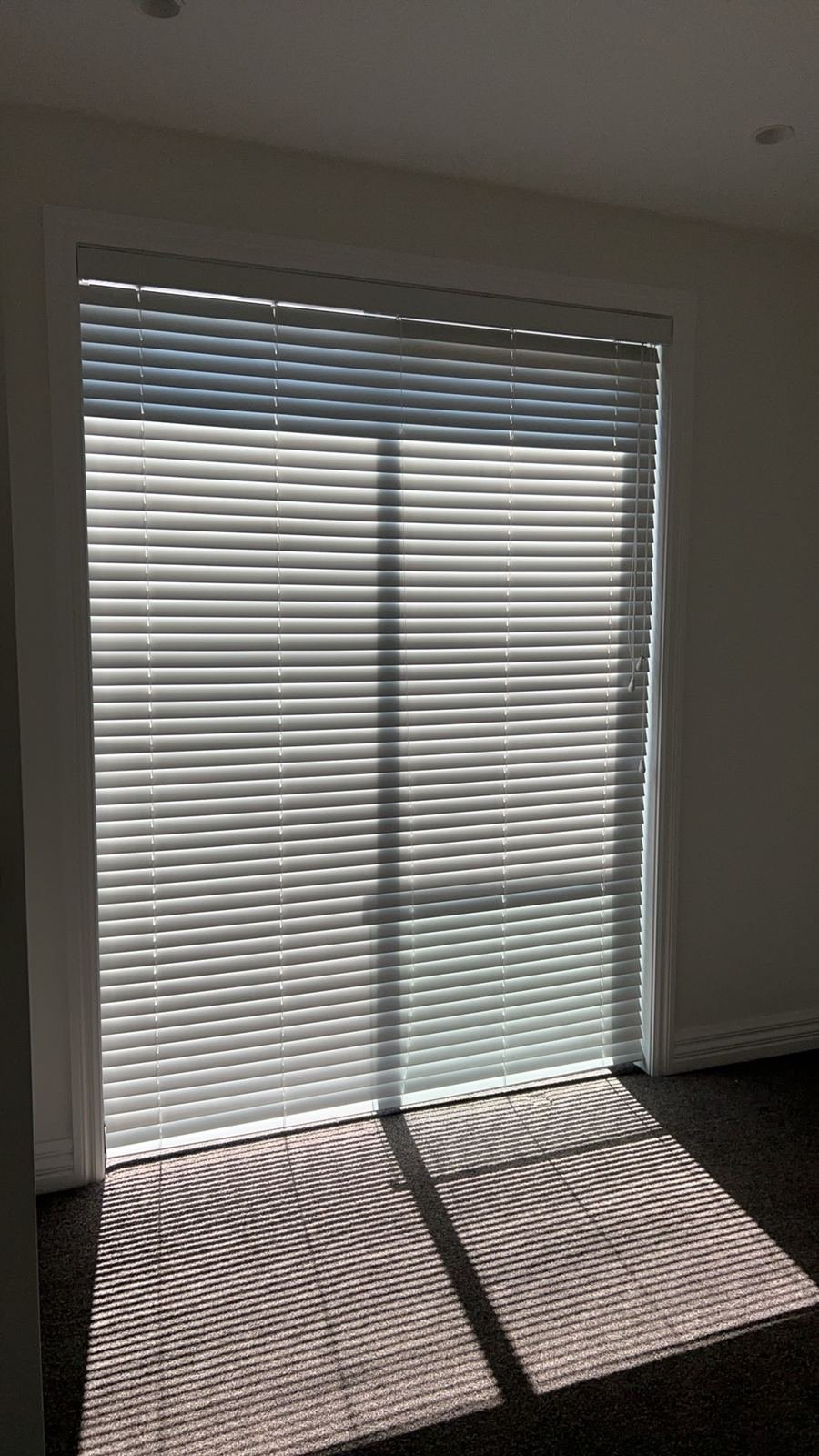 Venetian blinds
